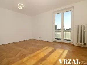 Prodej bytu 3+1, Plzeň, Smrková, 66 m2