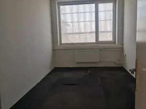 Pronájem obchodního prostoru, Hradec Králové, Vážní, 17 m2