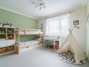 Prodej rodinného domu, Petrovice, 246 m2