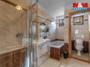 Prodej rodinného domu, Dolní Lomná, 240 m2