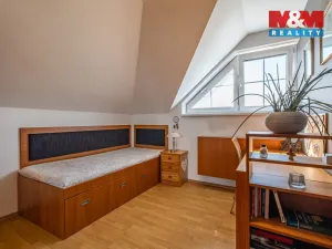 Prodej rodinného domu, Veltrusy, U Stadionu, 180 m2