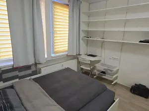 Pronájem bytu 1+kk, Praha - Jinonice, Peroutkova, 16 m2