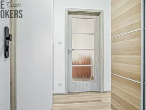 Pronájem bytu 1+kk, Chýnice, Karlštejnská, 38 m2