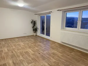 Pronájem bytu 1+kk, Napajedla, Masarykovo náměstí, 37 m2
