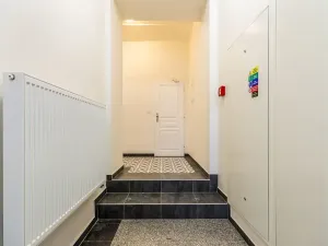 Pronájem bytu 2+kk, Praha - Vršovice, Košická, 36 m2