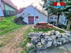 Prodej vinného sklepa, Perná, 125 m2