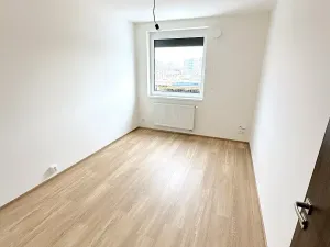 Prodej bytu 2+kk, Praha, Čakovická, 42 m2