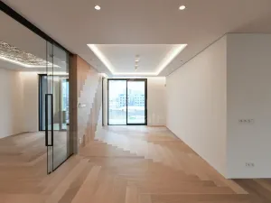 Prodej bytu 4+kk, Praha - Holešovice, Komunardů, 163 m2