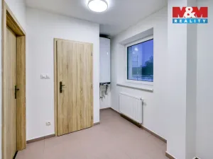 Pronájem kanceláře, Dobřany, Alšova, 47 m2