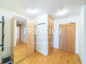 Pronájem bytu 2+kk, Praha - Žižkov, Ke kapslovně, 61 m2