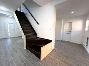 Prodej rodinného domu, Vážany, 220 m2