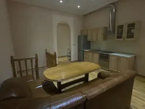 Prodej bytu 2+kk, Praha, Slavíkova, 138 m2