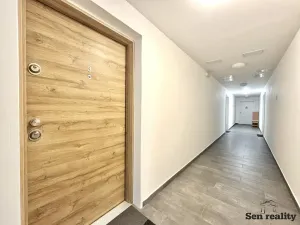 Prodej bytu 2+kk, Milovice, Armádní, 48 m2