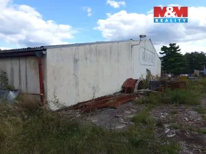 Pronájem skladu, Doksy, Valdštejnská, 1730 m2