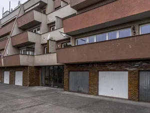 Pronájem garáže, Praha - Krč, Nad pískovnou, 15 m2