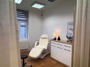 Pronájem ordinace, Plzeň, Purkyňova, 27 m2