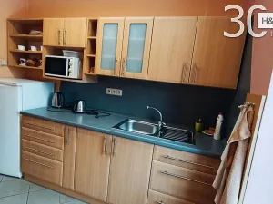 Pronájem kanceláře, Vsetín, Dolní náměstí, 14 m2