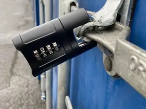 Pronájem skladu, Praha, Malešická, 15 m2