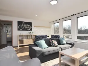 Pronájem bytu 3+kk, Praha - Hlubočepy, Pod Žvahovem, 59 m2