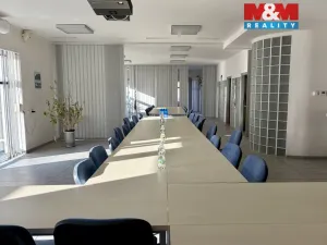 Pronájem kanceláře, Pardubice, Raisova, 120 m2