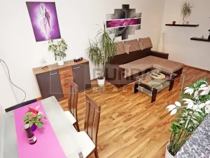 Prodej bytu 2+1, Neratovice, 53 m2