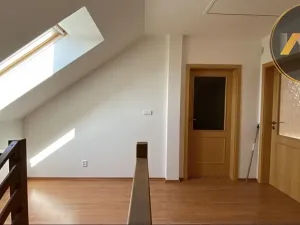 Pronájem rodinného domu, Postřižín, Duhová, 176 m2