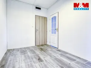 Pronájem bytu 2+1, Rovná, 67 m2