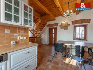 Prodej rodinného domu, Zlonice - Vyšínek, 244 m2