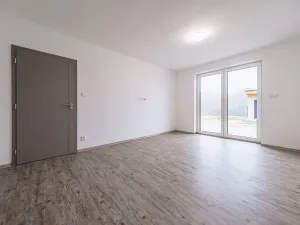 Prodej rodinného domu, Bělá pod Bezdězem, Jarní, 174 m2