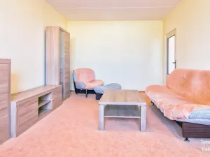 Pronájem bytu 2+1, Hradec Králové - Moravské Předměstí, Štefánikova, 67 m2