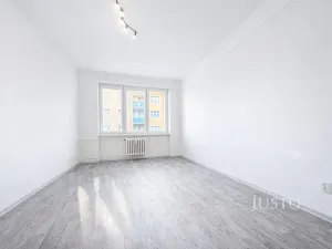 Pronájem bytu 2+1, Ústí nad Labem, Kozinova, 55 m2