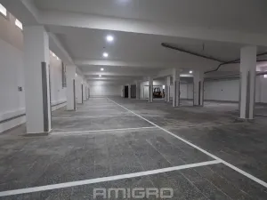 Pronájem garážového stání, Brno, Věstonická, 20 m2