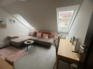 Pronájem bytu 3+kk, Praha - Holešovice, Kamenická, 70 m2