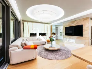 Prodej bytu 4+kk, Praha - Karlín, Karolinská, 200 m2