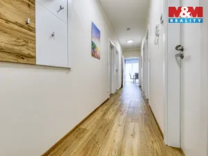 Prodej bytu 4+kk, Vochov, 82 m2