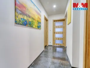 Prodej bytu 4+1, Černošice, Komenského, 109 m2