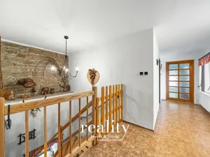 Prodej rodinného domu, Řásná, 179 m2