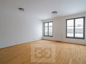 Prodej bytu 1+kk, Praha - Smíchov, Toyen, 42 m2