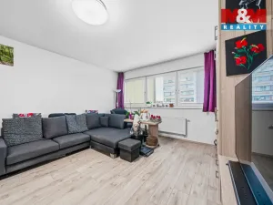 Prodej bytu 2+kk, Pardubice - Polabiny, Bělehradská, 77 m2