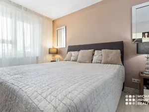 Prodej bytu 2+kk, Ostrava, Vrázova, 79 m2