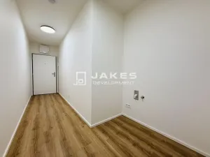 Pronájem bytu 1+kk, Praha - Liboc, Jenečská, 27 m2