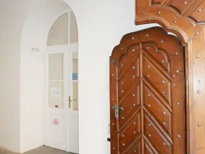 Pronájem obchodního prostoru, Praha - Malá Strana, Karmelitská, 115 m2