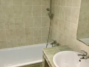 Prodej bytu 3+1, Praha - Černý Most, Bryksova, 78 m2