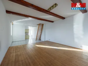 Prodej rodinného domu, Lázně Kynžvart, nám. Republiky, 151 m2