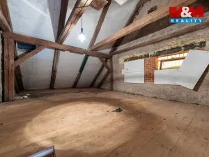 Prodej rodinného domu, Lázně Kynžvart, nám. Republiky, 151 m2