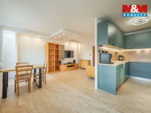 Prodej bytu 3+1, Praha - Bohnice, Dolákova, 74 m2