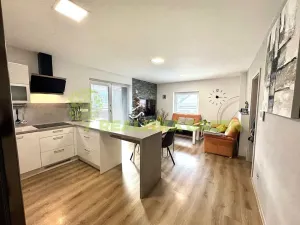 Prodej rodinného domu, Hvozdná, Hlavní, 183 m2