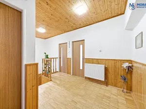 Prodej rodinného domu, Lipí, 238 m2