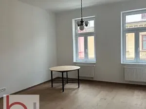 Pronájem bytu 2+1, České Budějovice, Matice školské, 71 m2