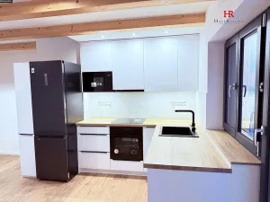 Pronájem bytu 2+kk, Benešov, Ulrichova, 54 m2